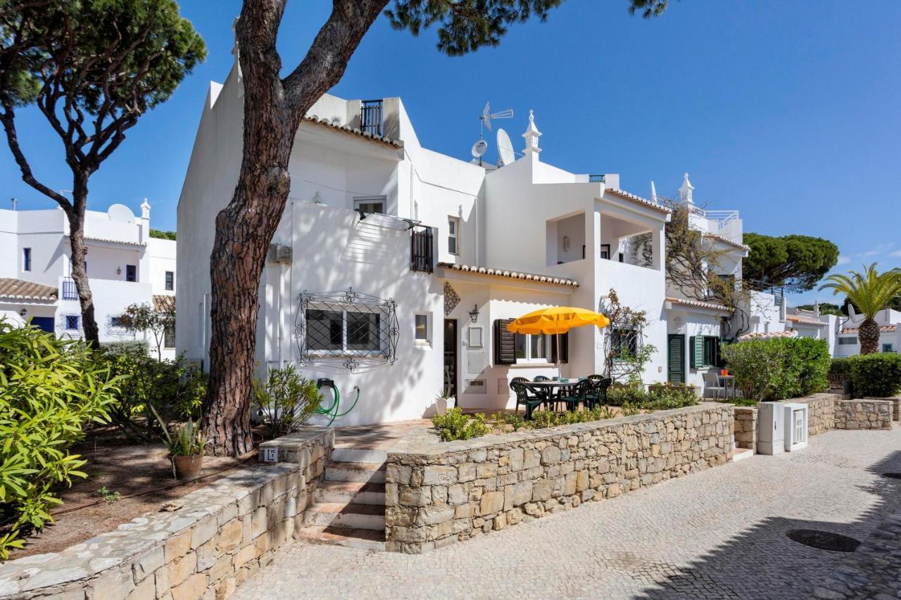Villa Isabel Vale do Lobo Esterno foto